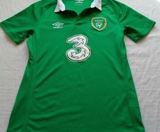 Republic Of Ireland Umbro Jersey Size Age 11/12 Years