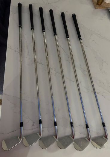 Golf - Srixon ZXi5 irons 5 to PW