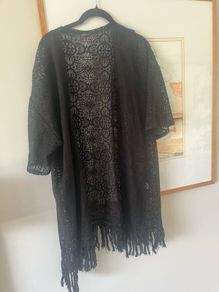 Great beach throw / cardi by oshyo