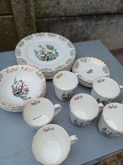 Vintage Indian Tree Set