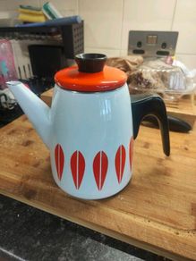 Catherine Holme coffee pot