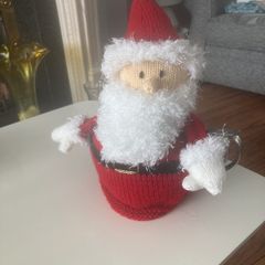 Santa tea cosy