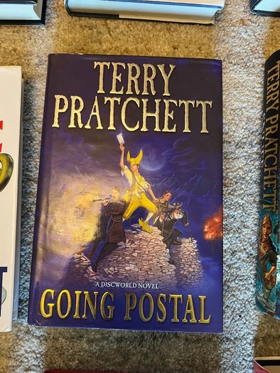 21 Discworld books Hardcover