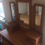 Dressing table with foldable 3mirrors with drawers Image 2