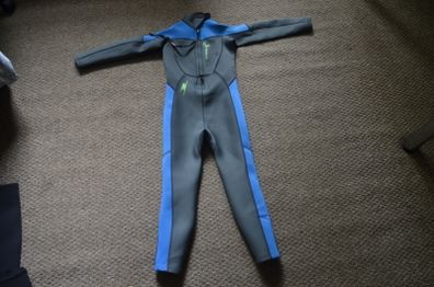 Wetsuit