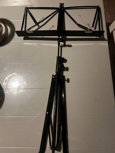 Free Music Stand