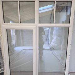 Window (2 windows, sills and head included)