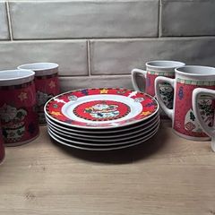 Christmas  Plates & Mugs Set