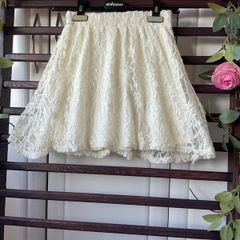 skirt size small Charlotte Russe cream lace skirt size 10