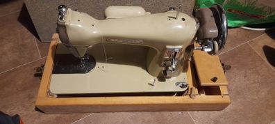 Sewing machine brother