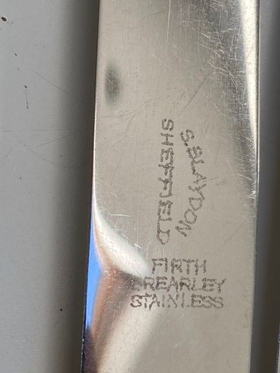 Set of 4 bone handle dinner knives