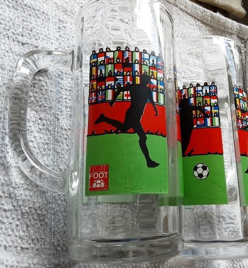 nice glasses for the football fan