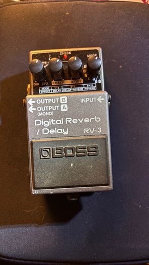Boss RV-3 - reverb delay.