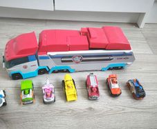 Paw patrol Launch' N Haul with metal cars