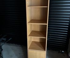 Mini wardrobe