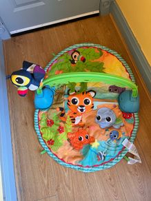Little Tikes Good Vibrations Musical Baby Gym
