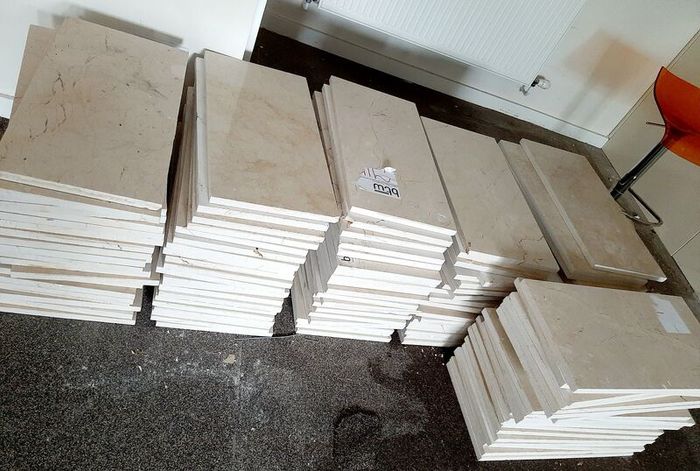Crema Marfil tiles 60x30x2