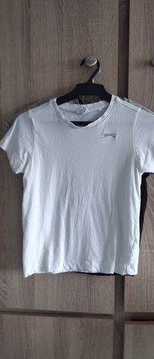 t shirt 9/10