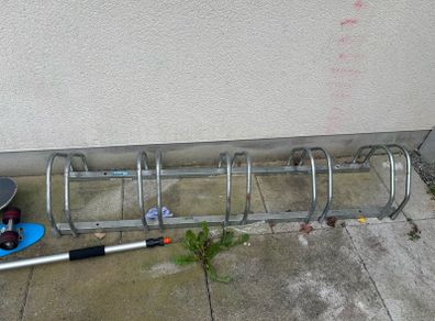 bike stand