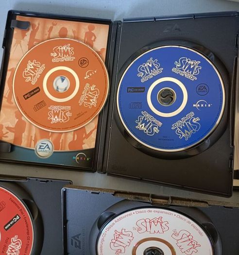 The Sims PC bundle