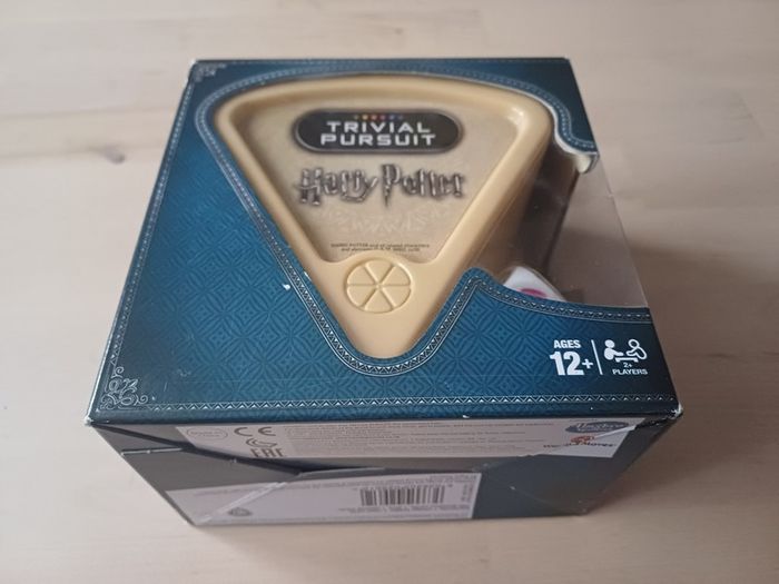 Harry Potter Trivial Pursuit Board Game NEW