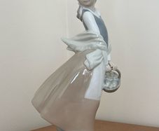 Nao By Lladro Figurine