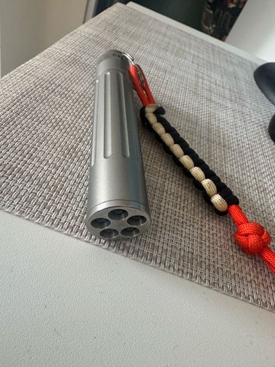 flashlights x 3