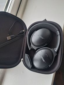 BOSE QuietComfort Wireless Bluetooth Noise-Cancelling Headphones
