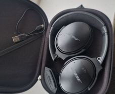 BOSE QuietComfort Wireless Bluetooth Noise-Cancelling Headphones