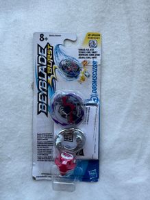 Beyblade Burst Single Top Packs Doomscizor B9505 B9500 Hasbro new unopened but the box is damaged Please look at the pictures