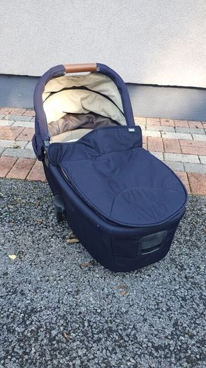 Carry Cot