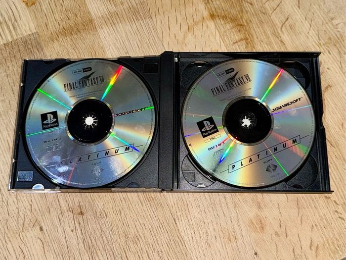 Final Fantasy 7 VII including FF8 Demo (no manual) PS1 PlayStation 1