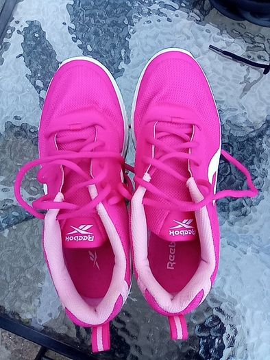 Women's trainers