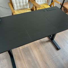 Electric Standing Desk 120 x 60 cm, Height Adjustable Sit Stand Desk with 2 Memory Presets.