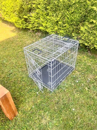 Dog crate
