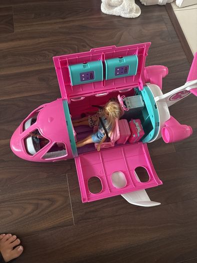 Barbie aeroplane with everything in it