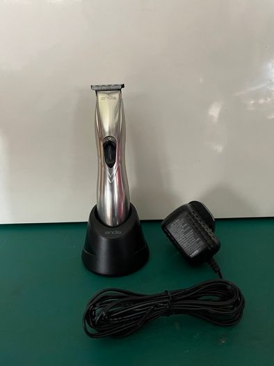Andis D-8 Slimline Pro Li Professional Trimmer