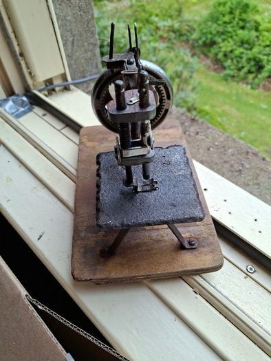 Vintage Hand Sewing Machines