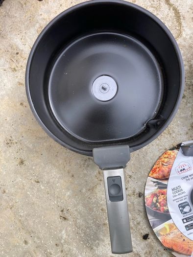 Two pans for delonghi airfryer.