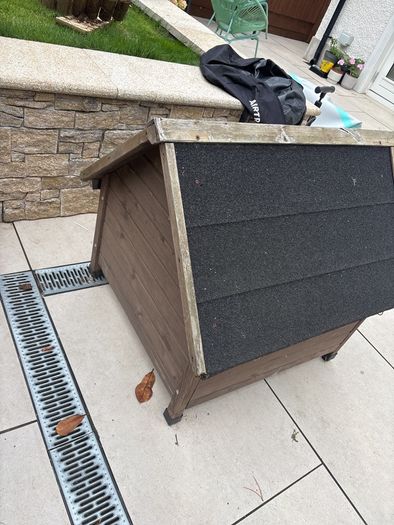 Wooden Dog Kennel