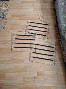 Clothes Hangers/4 Tier Lockable Trouser Hangers x 3