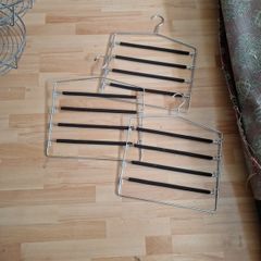 Clothes Hangers/4 Tier Lockable Trouser Hangers x 3