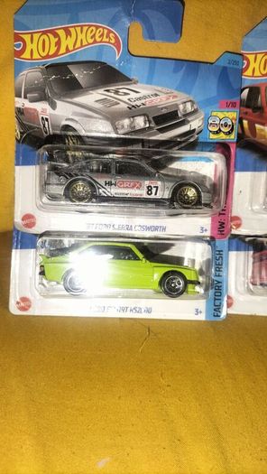 hot wheels  job lot fords Rs