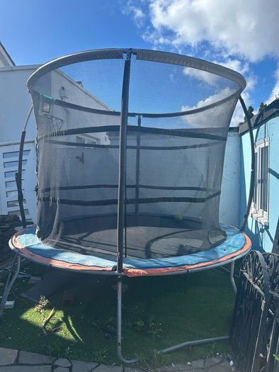 Trampoline 10ft