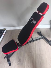 Adjustable weight bench