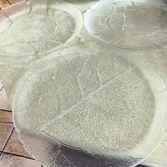 3 Arcoroc France Aspen Leaf Serving Torte Plate 13 inchs Round Platter EUC each 17.00 euro or all 3 for 45.00 euro.