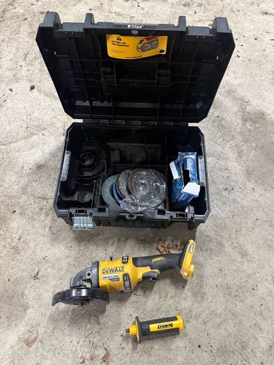 Dewalt 54V angle grinder DCG418