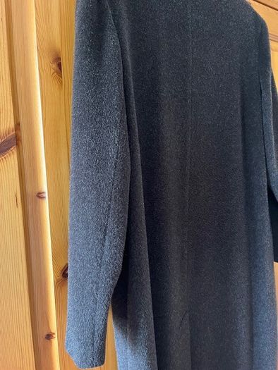 Apriori Long Virgin And Mohair Wool Coat- Luxury brand..  Elegant & Classic. Size Gb 12 / Medium.  Excellent Condition. Stunning.