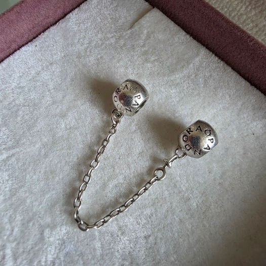 Pandora logo safety chain in good condition,hallmarked