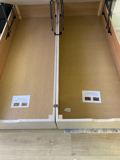 RESPA Kingsize bed and mattress
